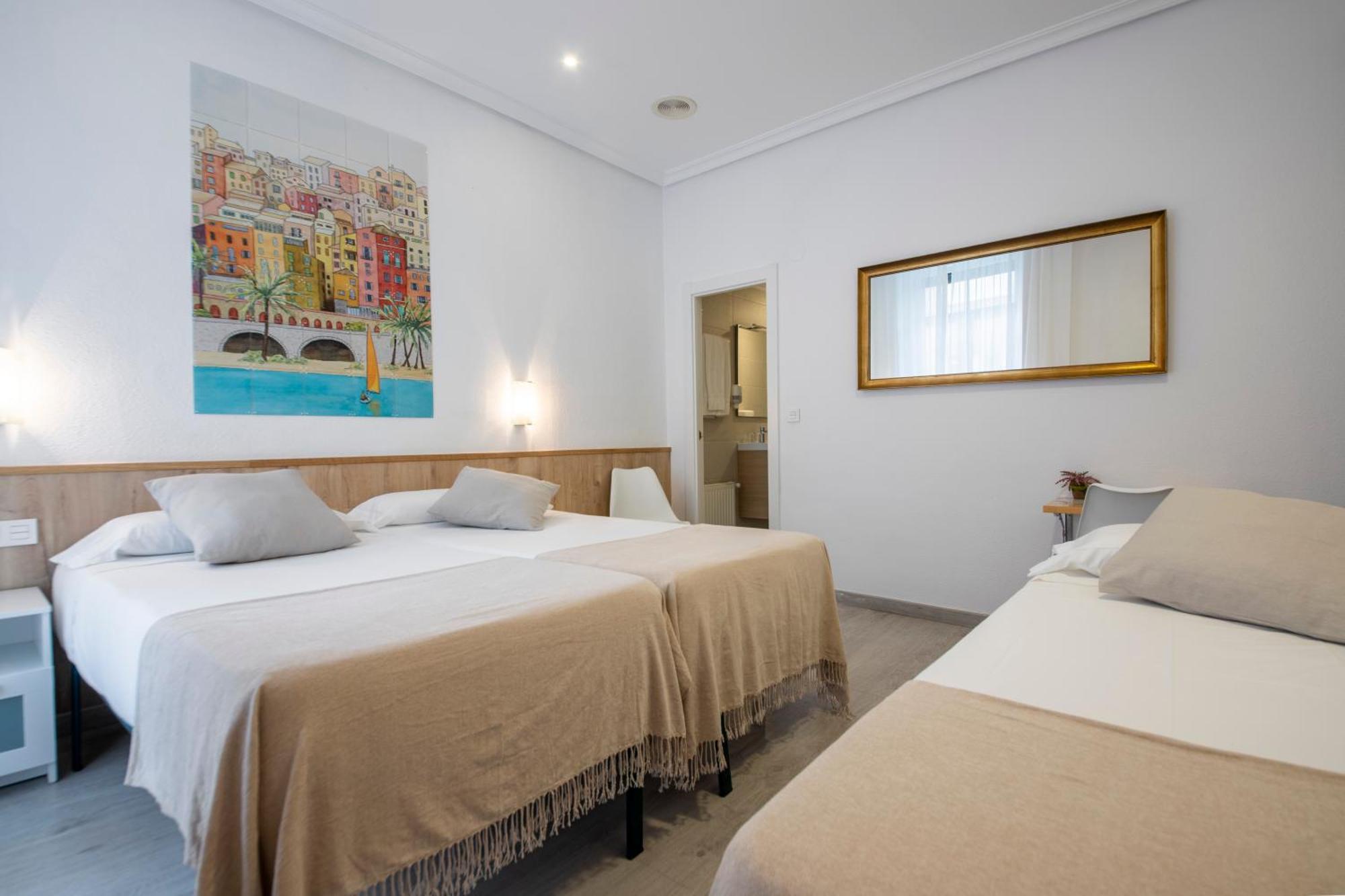 Pension Donostiarra San Sebastian Exterior photo